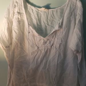 Beach tunic blouse w/ embriodary pattern